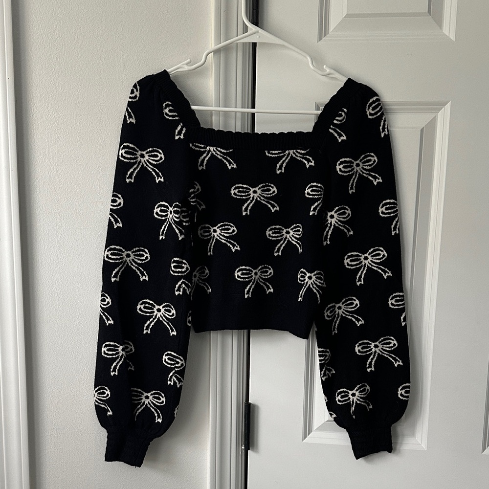 Sweater - Picture 2 of 5